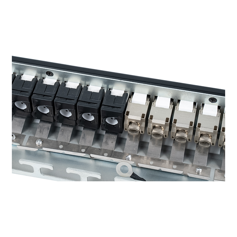 پچ پنل محافظ 19 اینچی 1U 24 پورت (با ماژول C6A) SP-3246S-24P پچ پنل محافظ 19 اینچی 1U 24 پورت (با ماژول C6A) SP-3246S-24P